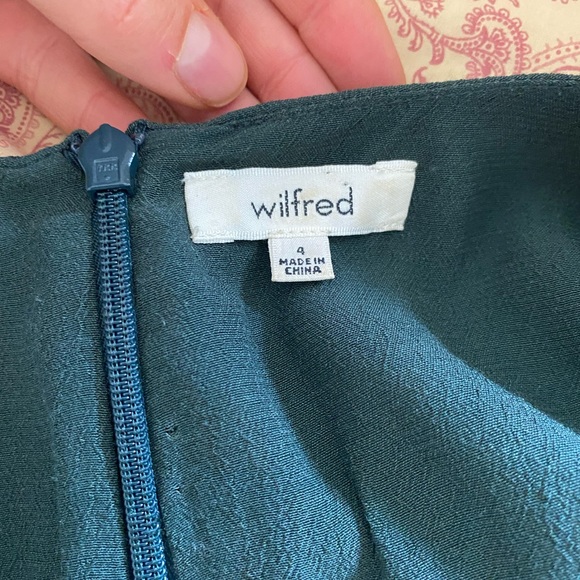 Cute long sleeve Wilfred dress in dark green - Picture 3 of 3